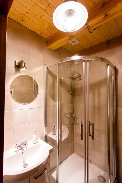 קרפאז' Apartamenty Batur מראה חיצוני תמונה